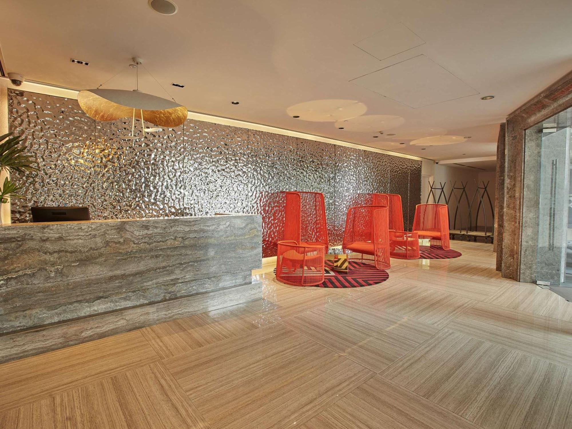 Novotel Suites Manila At Acqua マンダルヨン・シティ エクステリア 写真