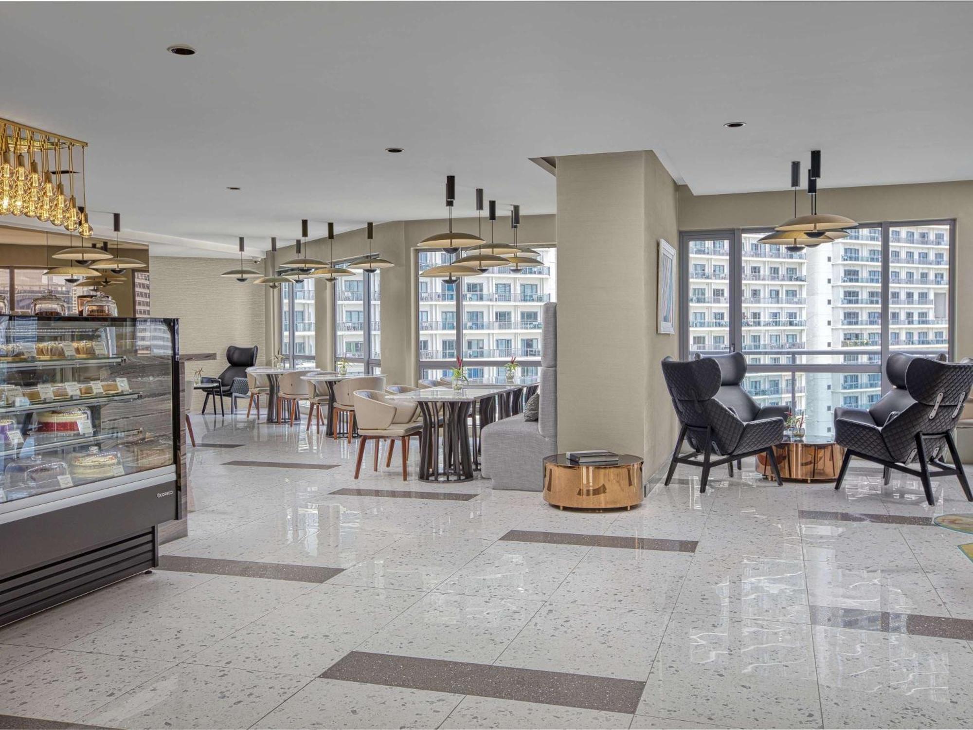 Novotel Suites Manila At Acqua マンダルヨン・シティ エクステリア 写真